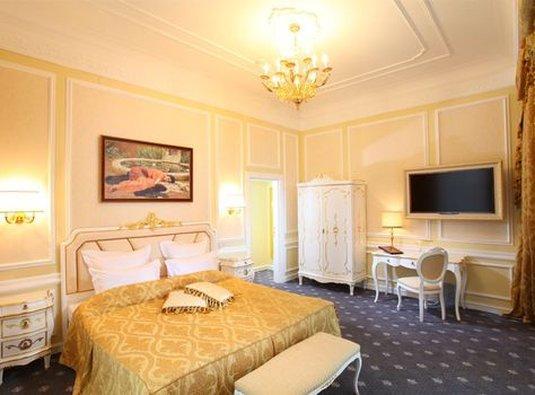 Aleksandrovski Grand Hotel Wladikawkas Zimmer foto